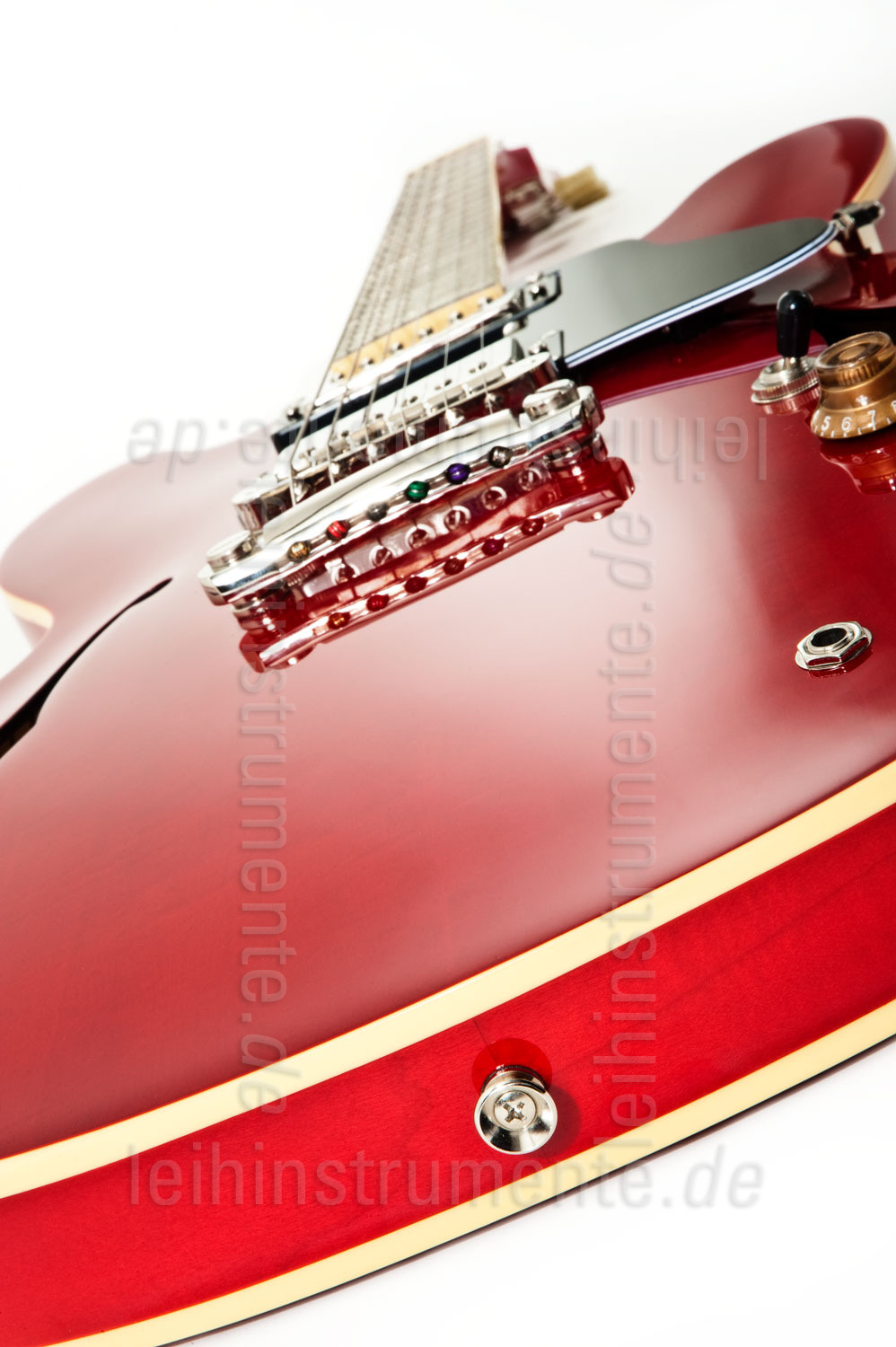 zur Artikelbeschreibung / Preis Halbresonanz Jazz-Gitarre BURNY RSA-65-CR CHERRY RED + original Koffer